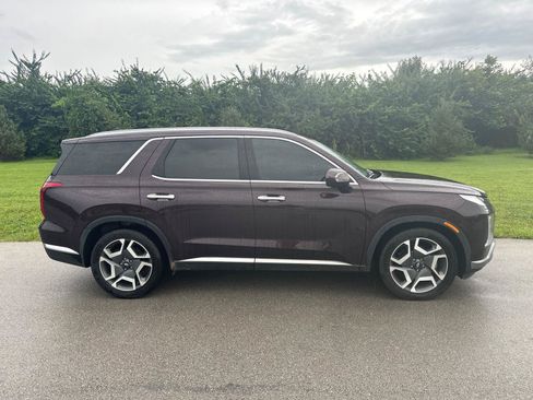 Used 2023 Hyundai Palisade Limited AWD/4WD image 6