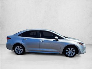 Used 2025 Toyota Corolla LE video 4