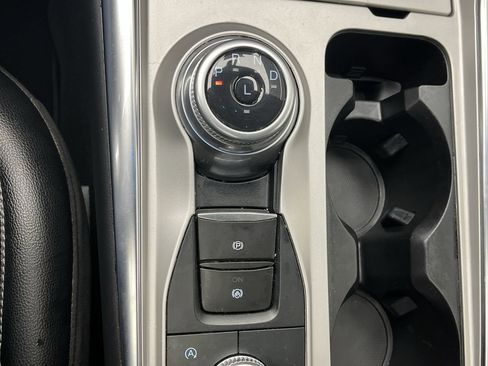 Used 2023 Ford Explorer Limited w/ Limited Technology Package image 28