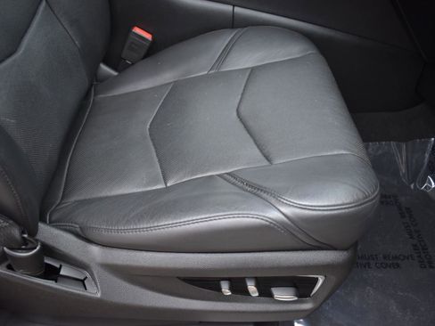 Used 2017 Cadillac Escalade Luxury image 53