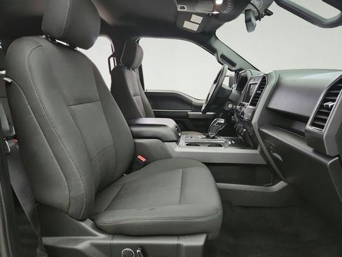Used 2018 Ford F150 XLT w/ Equipment Group 302A Luxury AWD/4WD image 26