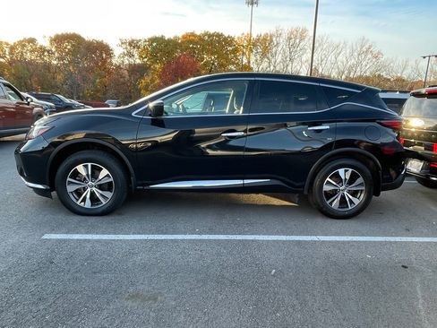 Used 2022 Nissan Murano S image 2