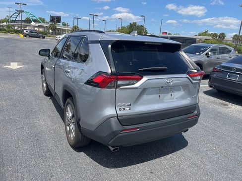 Used 2023 Toyota RAV4 XLE Premium FWD image 6