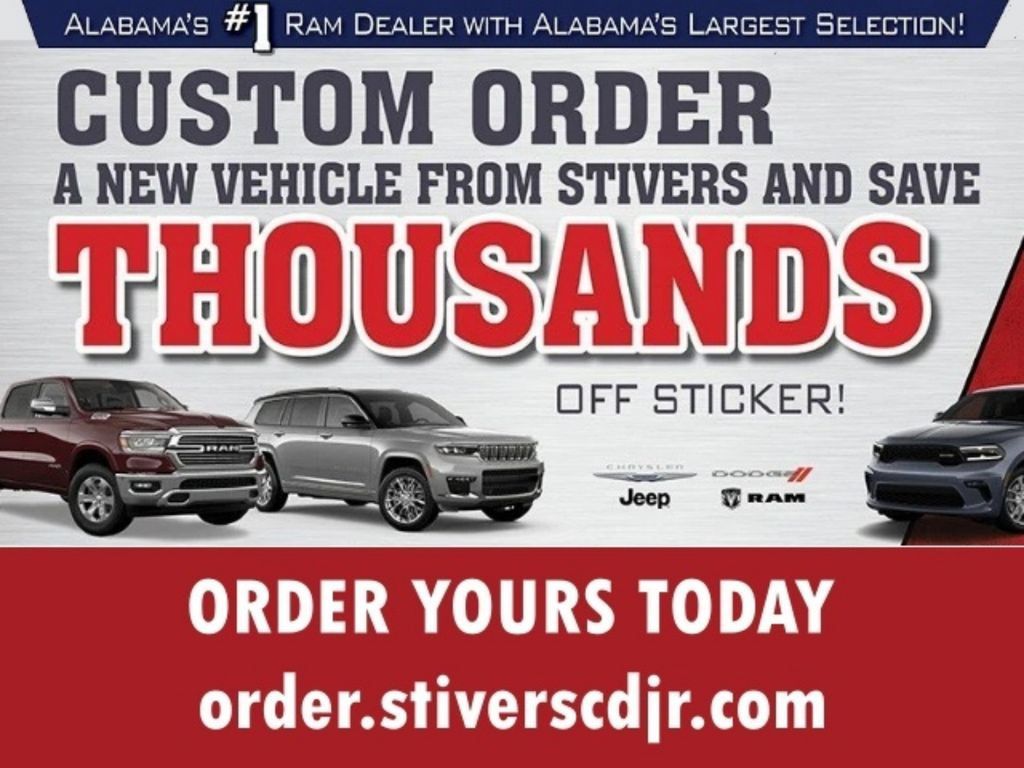 New 2027 Chrysler Pacifica Select FWD image 12