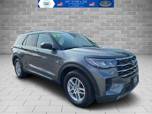 Certified 2025 Ford Explorer Active image 1