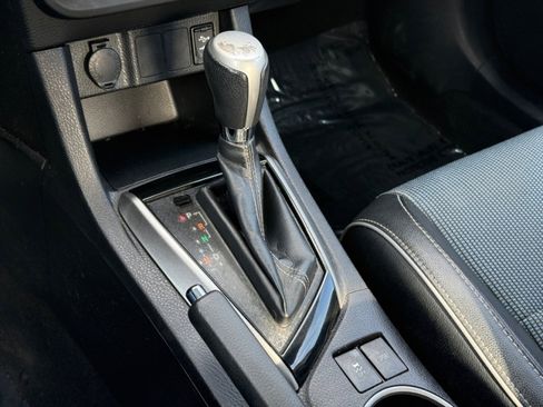 Used 2014 Toyota Corolla S image 27