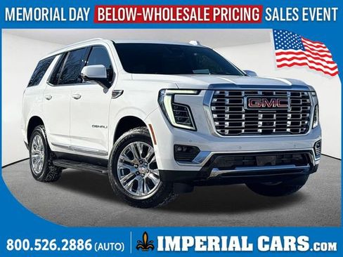 Used 2025 GMC Yukon Denali AWD/4WD image 1