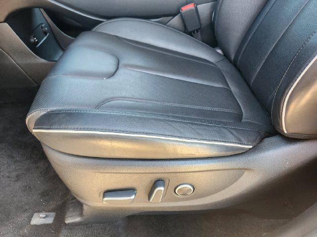 Used 2024 Hyundai Palisade SEL FWD image 25