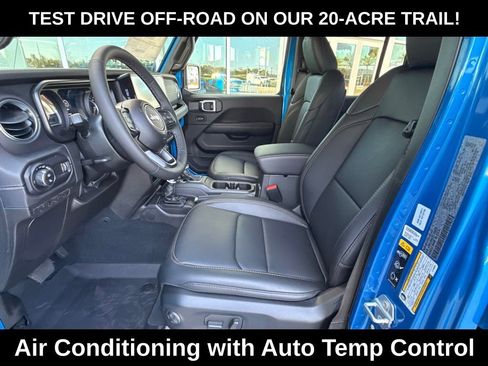 New 2026 Jeep Gladiator Sport image 9