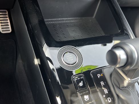 Certified 2023 Kia Niro SX Touring image 34