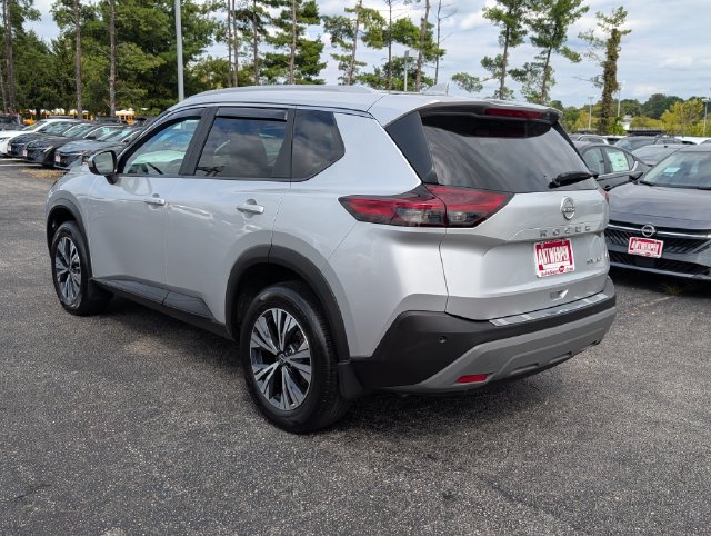 Used 2023 Nissan Rogue SV w/ SV Premium B Package AWD/4WD image 5