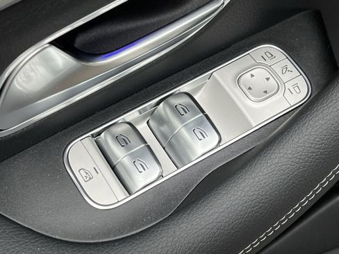 Used 2026 Mercedes-Benz GLE 350 4MATIC image 13