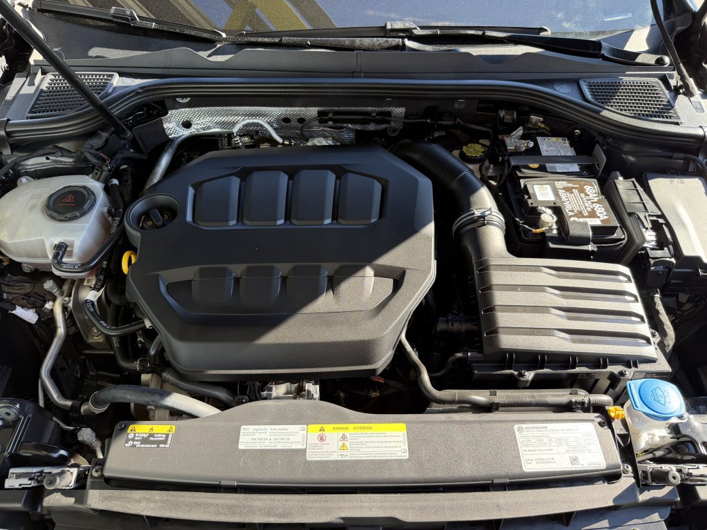 Used 2024 Volkswagen GTI SE w/ SE Leather Seats Package FWD image 43