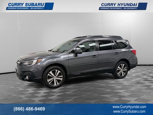 Used 2018 Subaru Outback 3.6R Limited image 1