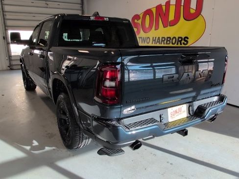 New 2026 RAM 1500 4x4 Crew Cab image 4