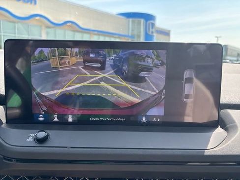 Used 2023 Honda Accord Touring image 21