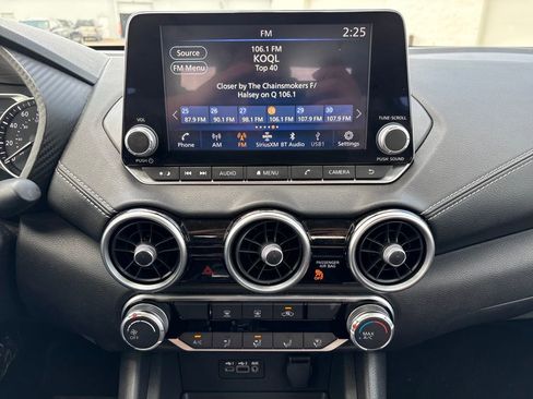 Used 2022 Nissan Sentra SV image 28