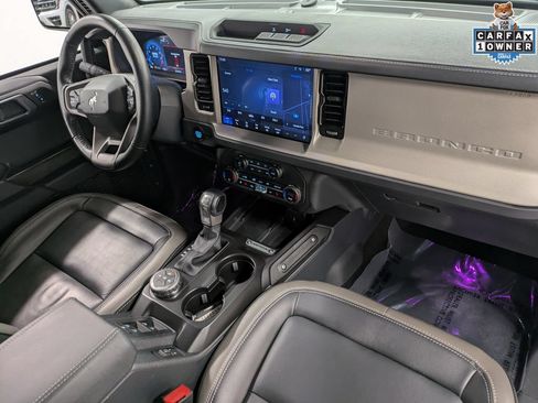 Used 2025 Ford Bronco Outer Banks AWD/4WD image 32