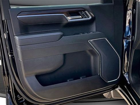 Used 2025 GMC Sierra 1500 SLT image 21