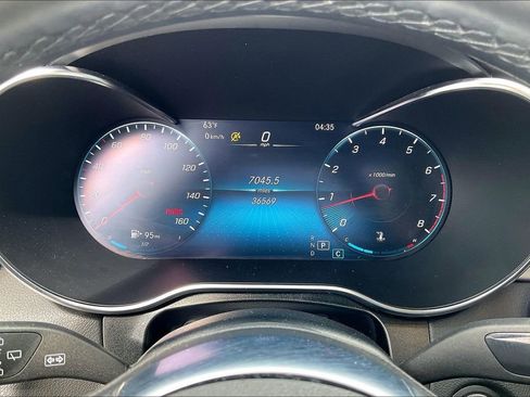 Used 2022 Mercedes-Benz GLC 300 image 29