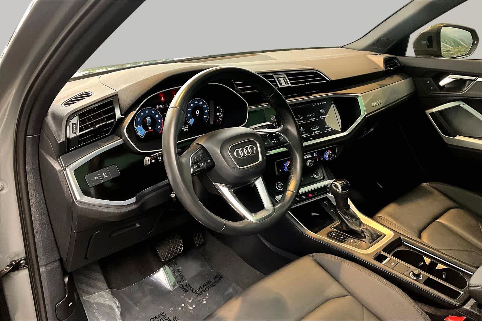 Used 2024 Audi Q3 2.0T Premium AWD/4WD image 18