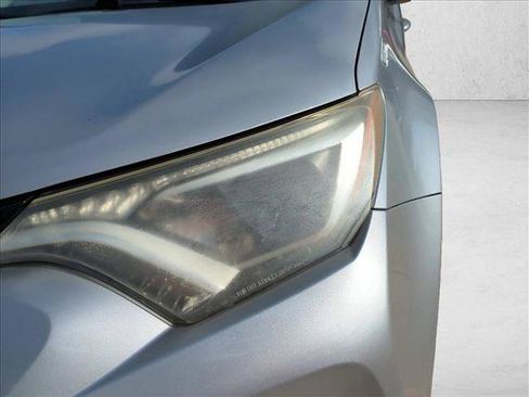 Certified 2017 Toyota RAV4 XLE FWD image 9