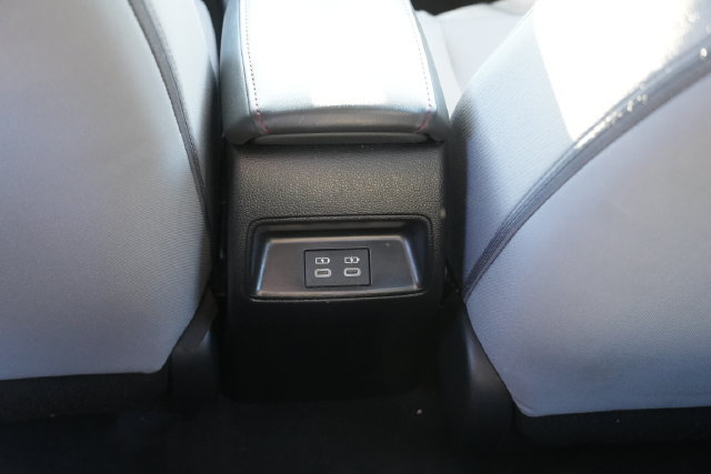 Used 2024 Toyota Corolla SE FWD image 17