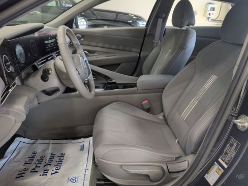 Certified 2023 Hyundai Elantra SEL w/ Convenience Package FWD image 10