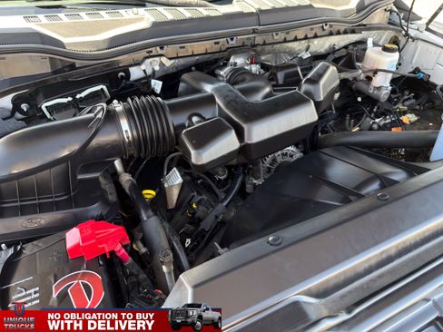 Used 2019 Ford F250 Lariat w/ Lariat Value Package AWD/4WD image 16