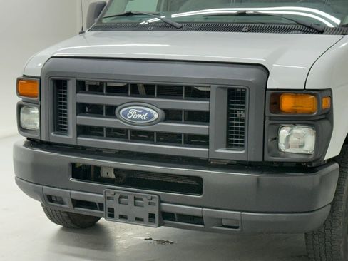 Used 2011 Ford E-150 and Econoline 150 w/ Commercial Cargo Van Pkg image 36