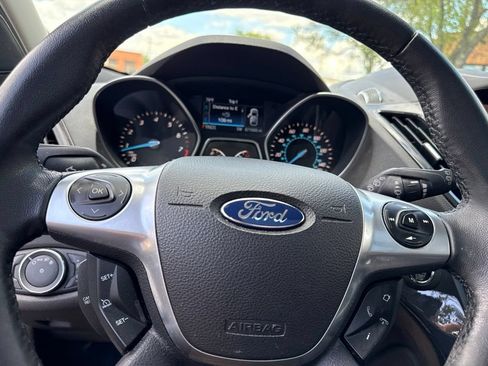 Used 2014 Ford Escape Titanium w/ Equipment Group 401A AWD/4WD image 10