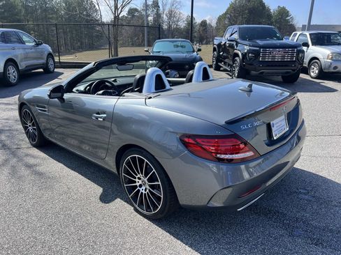 Used 2019 Mercedes-Benz SLC 300 image 36