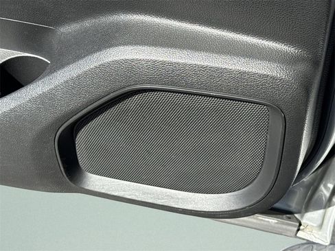 Certified 2017 Nissan Titan SV image 27