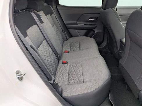 New 2026 Nissan Kicks SV w/ SV Premium Package FWD image 23