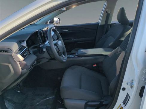 Certified 2025 Toyota Camry LE image 9