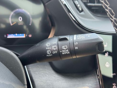 Used 2026 Jeep Grand Cherokee Limited AWD/4WD image 24