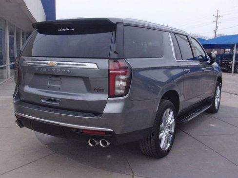 Used 2021 Chevrolet Suburban High Country image 16