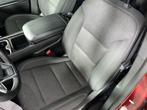 Used 2025 Chevrolet Traverse LT w/ Midnight/Sport Edition FWD image 15