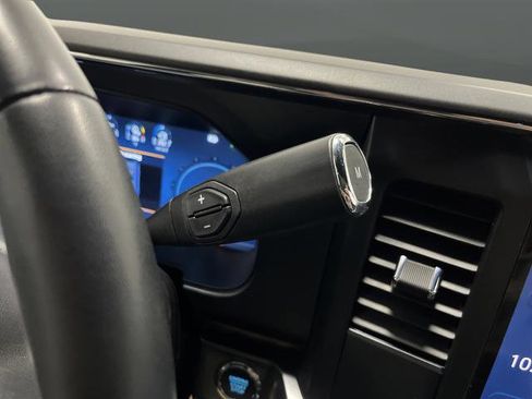 Used 2024 Ford F350 Lariat image 21