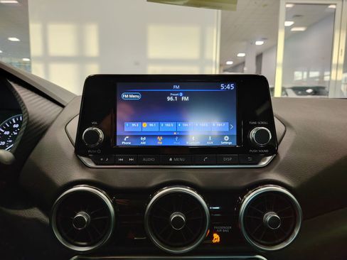 Used 2024 Nissan Sentra S image 23