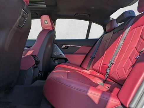 Used 2026 BMW i5 eDrive40 image 17