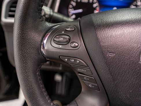 Used 2021 Nissan Murano SV FWD image 23