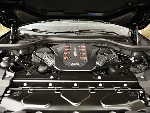 New 2026 BMW X5 M Competition w/ Executive Package AWD/4WD image 33