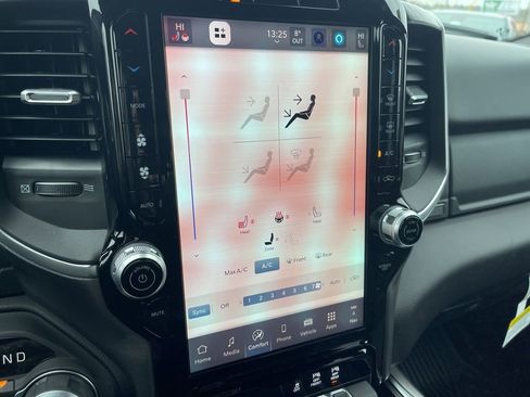 New 2026 RAM 1500 Big Horn AWD/4WD image 9