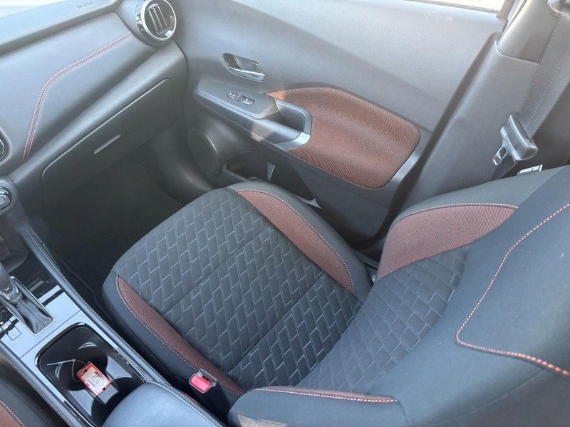 Used 2024 Nissan Kicks SR FWD image 16