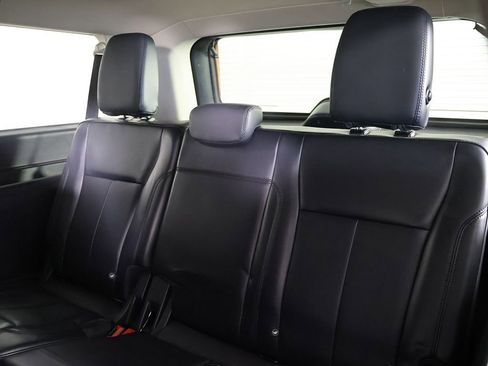 Used 2024 Ford Expedition Max XLT AWD/4WD image 32