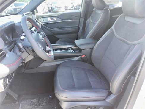 New 2026 Ford Explorer ST AWD/4WD image 12