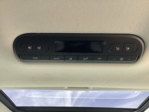 Used 2026 Hyundai Palisade Calligraphy image 16