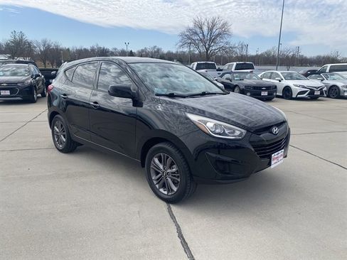 Used 2015 Hyundai Tucson GLS w/ Option Group 02 AWD/4WD image 1