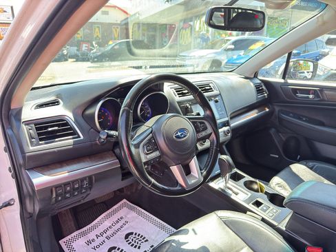 Used 2016 Subaru Outback 3.6R Limited AWD/4WD image 13